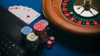 Безплатни бонус кодове за ducky luck casino, чипове за казино stardust, Тим Дилън Parx казино
