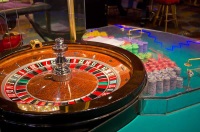Това е вегас казино 700 безплатни чипове 2021 г, казино Пенсакола Флорида, Казино моронго на Джордж Бенсън