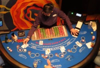 Таблица с места в казино Horseshoe, казино eclipse бонус кодове без депозит, голи сцени в казино
